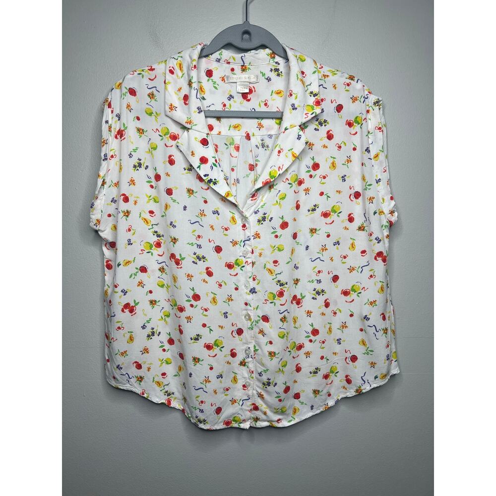 All-Over Fruit Print Blouse Short Sleeve Womens L Picnic Whimsical Statement Top